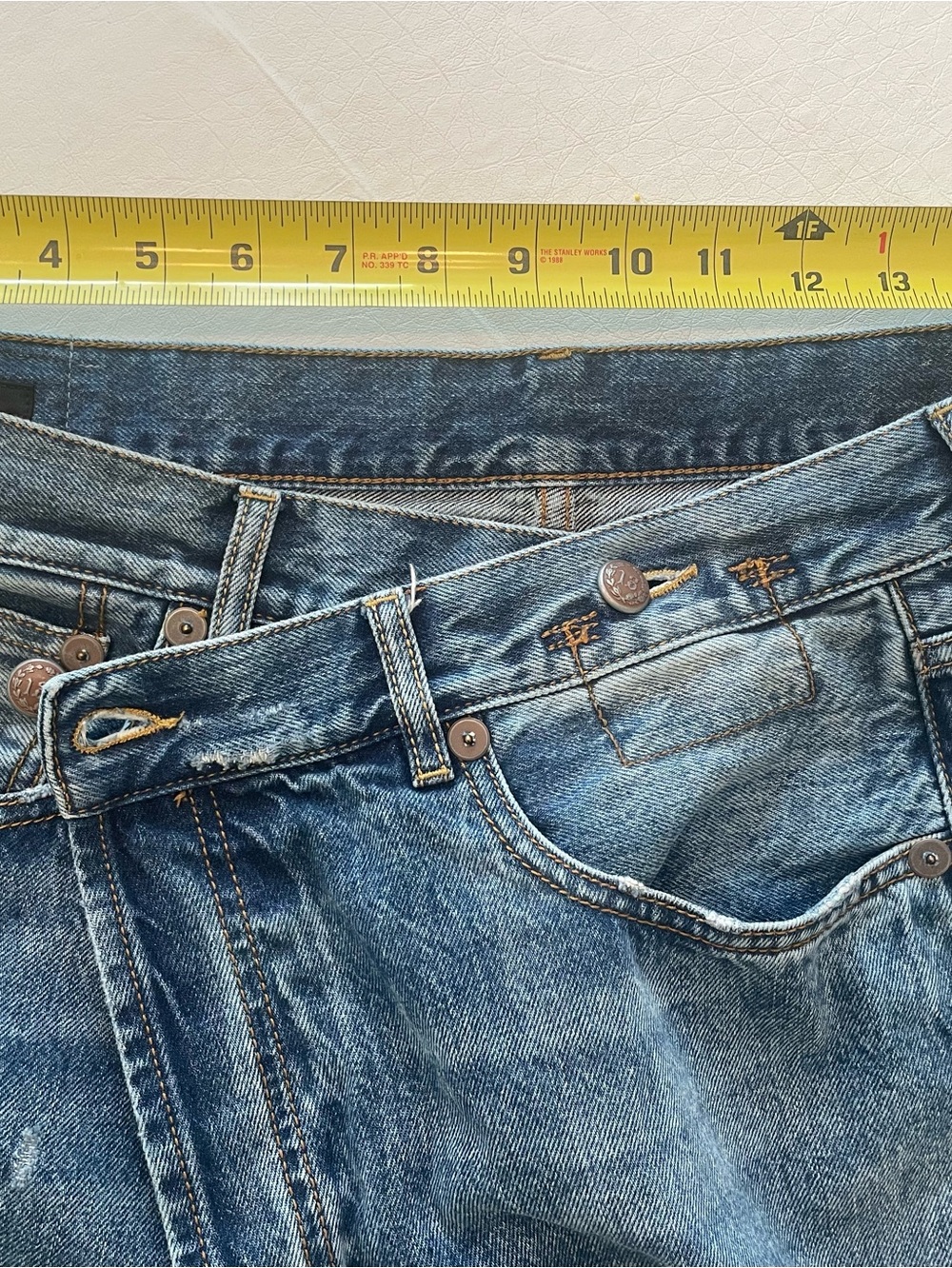 R13 Cross-Over Jeans - Jasper wash. sz 28 - Picture 8 of 9